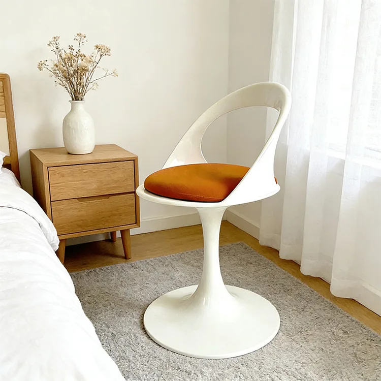 Modern Tulip Cutout FRP Lounge Chair